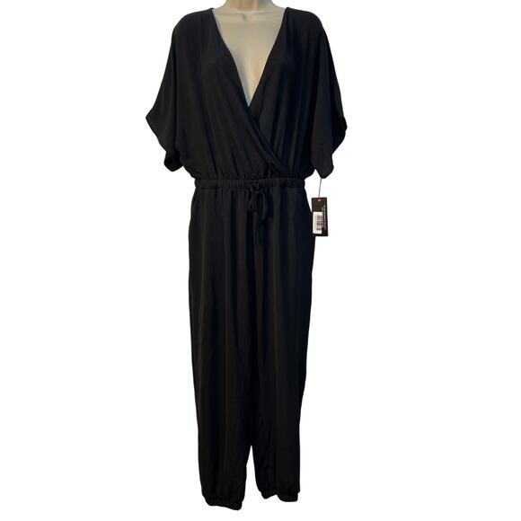 GILLI Daily Look Black Short Sleeve Deep V Faux Wrap Jumpsuit Large NWT - Picture 1 of 12